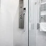 Апартаменты Leo Краков