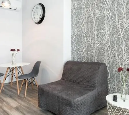 Leo * كراكوفيا